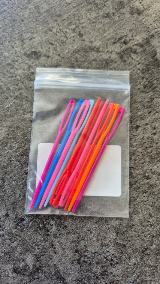 Nadeln - 10 Stück, bunt, Plastik