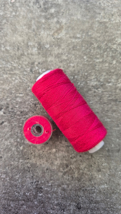 Fil à coudre avec bobine - différentes couleurs
